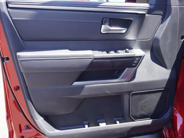 2025 Toyota Sequoia Platinum