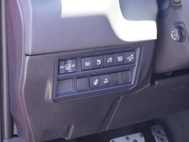 2025 Toyota Sequoia Platinum