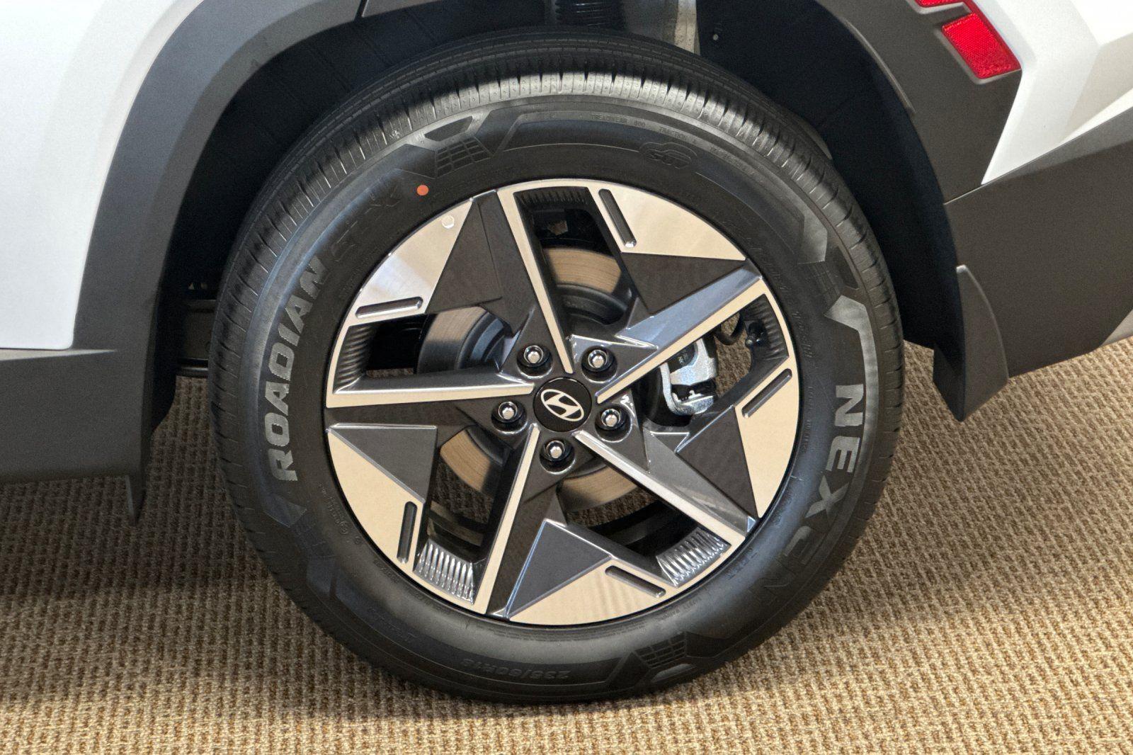 2025 Hyundai Tucson SEL - Photo 25