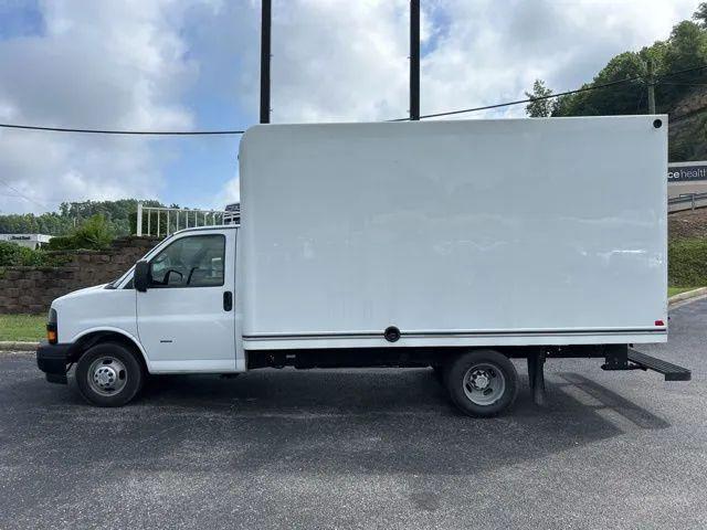 2018 Chevrolet Express Cutaway Work Van
