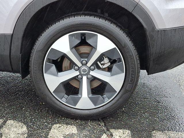 2026 Volvo XC40 B5 Core