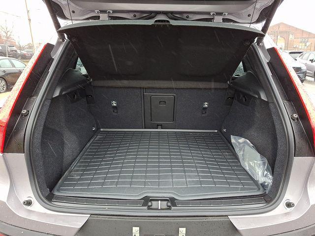 2026 Volvo XC40 B5 Core