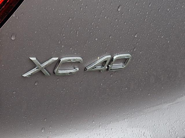 2026 Volvo XC40 B5 Core