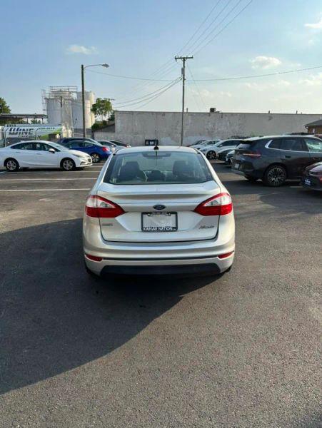 2016 Ford Fiesta S