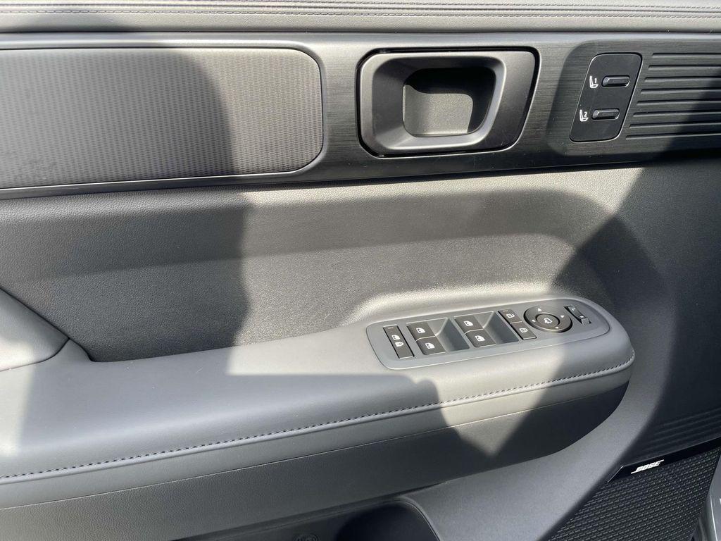 2026 Hyundai Santa Fe Calligraphy - Photo 15