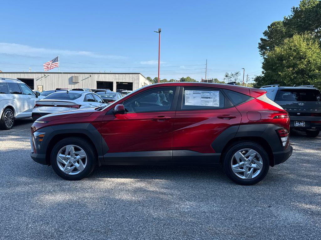 2026 Hyundai Kona SE photo 2