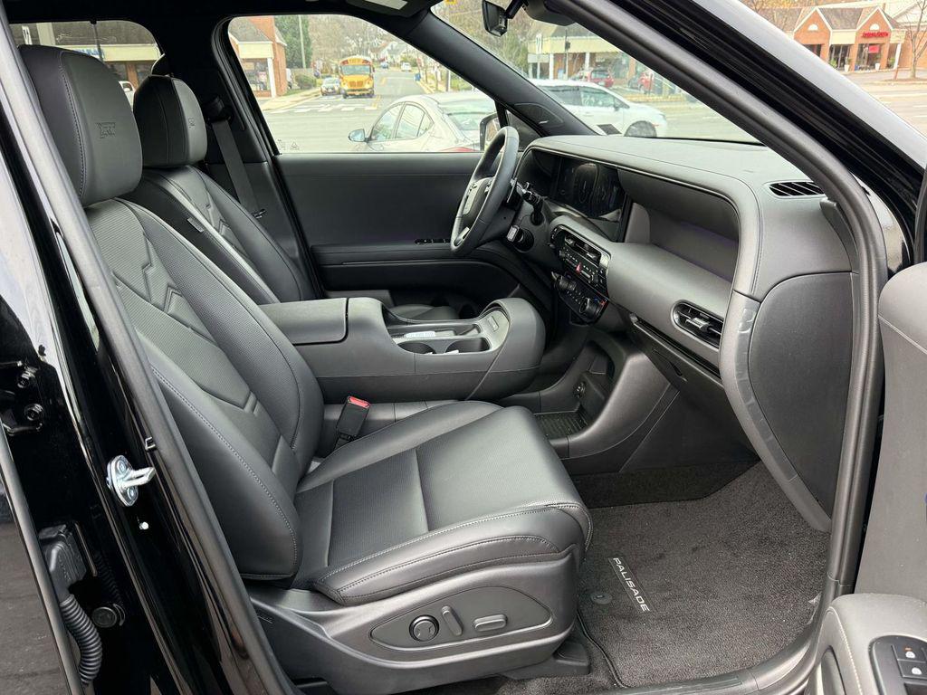 2026 Hyundai Palisade XRT Pro - Photo 16