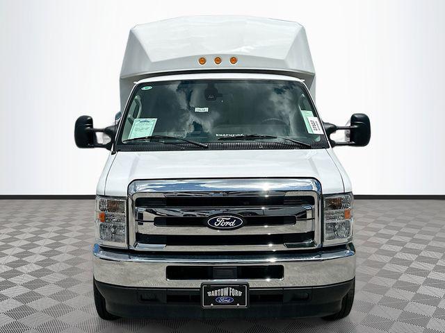 2026 Ford E-350 Cutaway Base