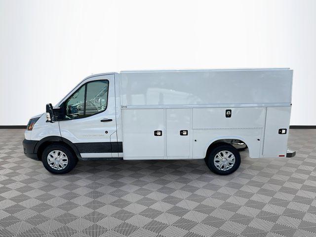 2024 Ford Transit Cutaway Base
