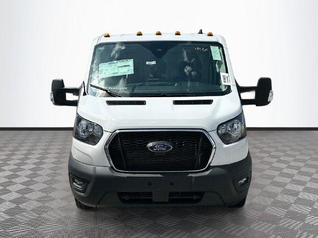 2024 Ford Transit Cutaway Base