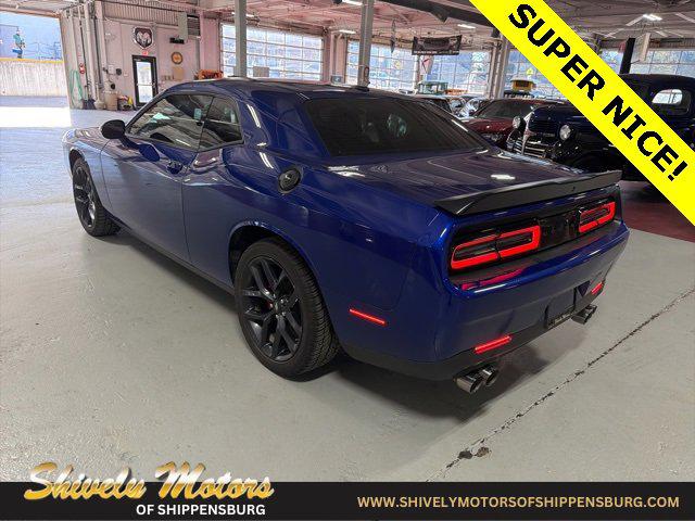 2022 Dodge Challenger SXT
