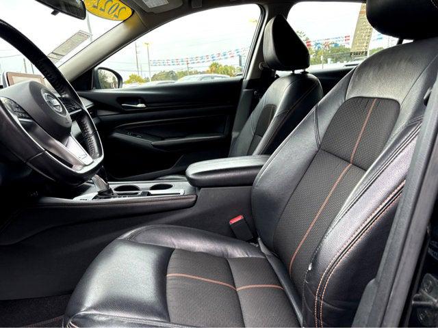 2022 Nissan Altima SR FWD