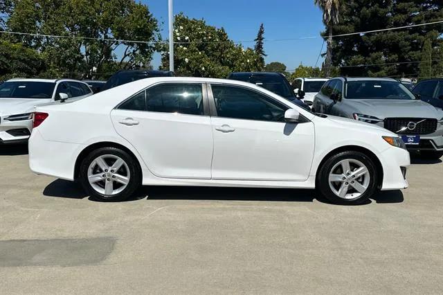 2012 Toyota Camry SE