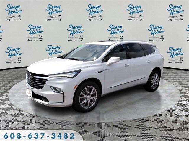 2022 Buick Enclave AWD Essence