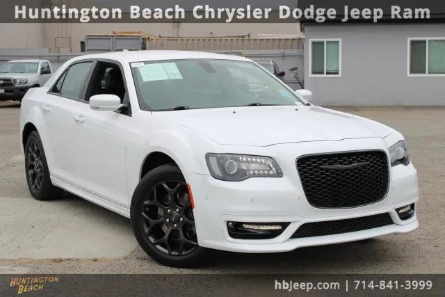 2022 Chrysler 300 Touring L AWD