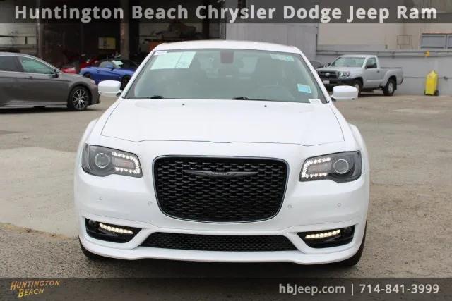 2022 Chrysler 300 Touring L AWD