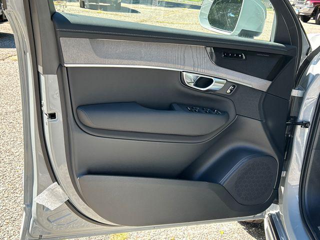 2026 Volvo XC90 B6 Ultra 7-Seater