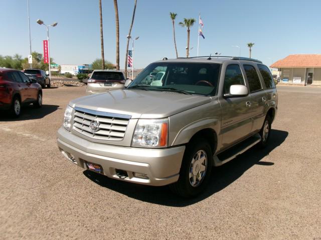 2005 Cadillac Escalade Standard