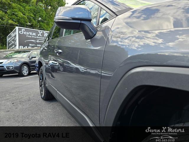 2019 Toyota RAV4 LE