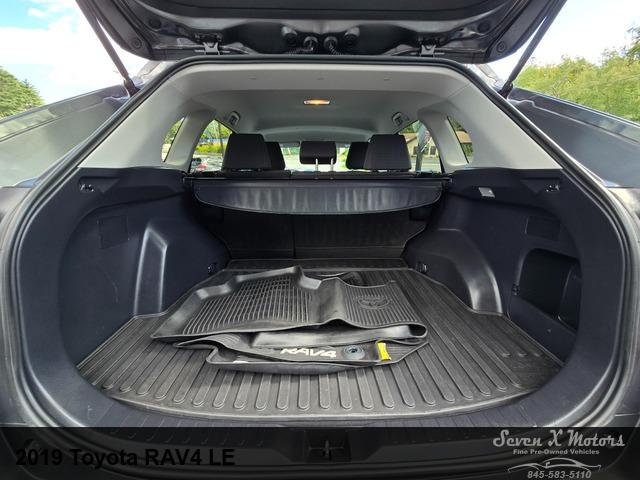 2019 Toyota RAV4 LE