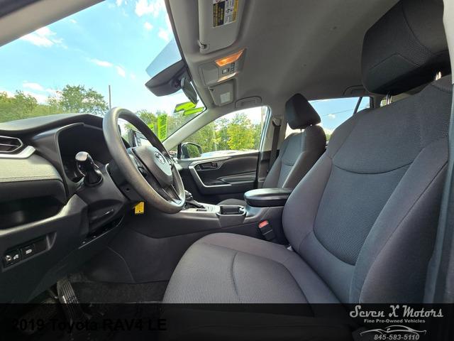 2019 Toyota RAV4 LE