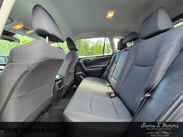 2019 Toyota RAV4 LE