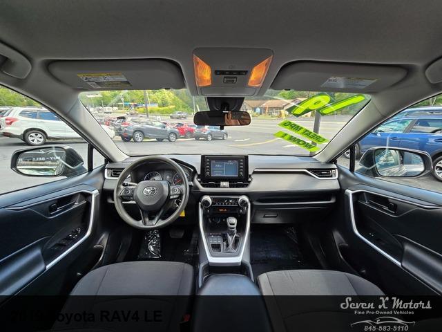 2019 Toyota RAV4 LE
