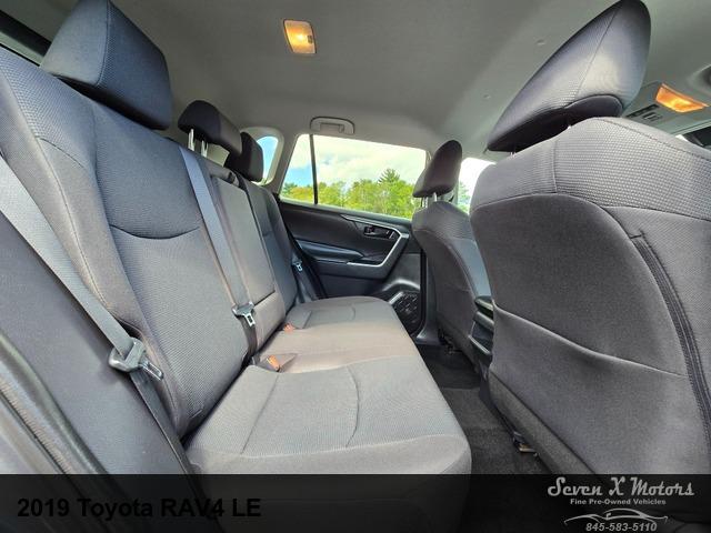2019 Toyota RAV4 LE