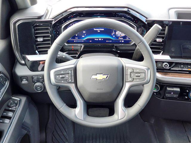 2025 Chevrolet Silverado 1500 4WD Crew Cab Standard Bed LT