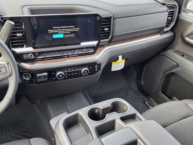2025 Chevrolet Silverado 1500 4WD Crew Cab Standard Bed LT