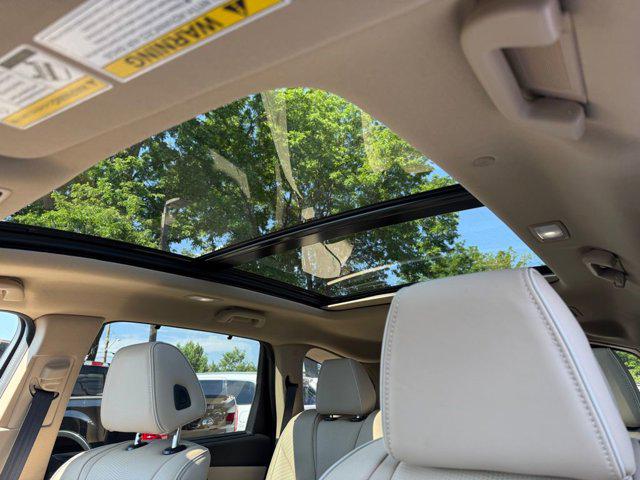 2023 Acura MDX Advance Package