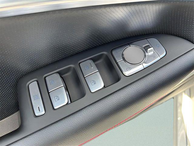 2026 Genesis G70 3.3T RWD Sport Prestige