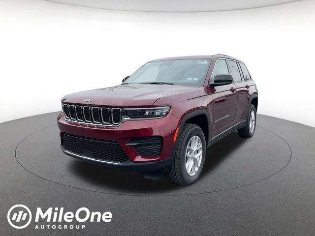 2025 Jeep Grand Cherokee GRAND CHEROKEE LAREDO X 4X4