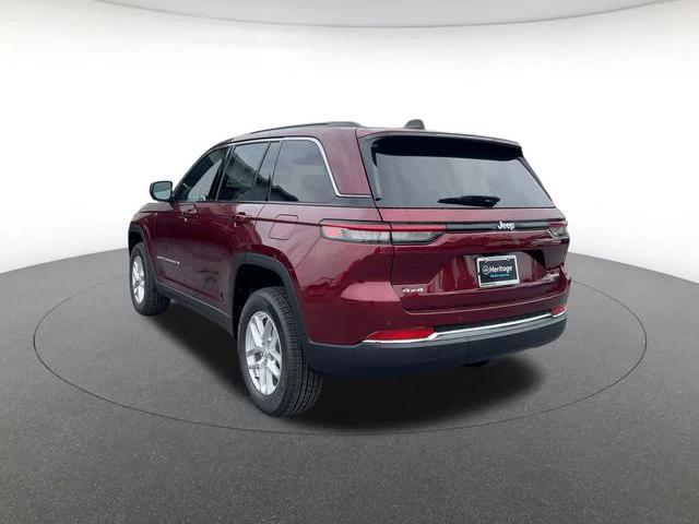 2025 Jeep Grand Cherokee GRAND CHEROKEE LAREDO X 4X4