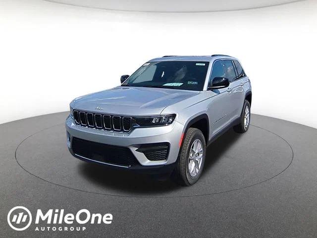 2025 Jeep Grand Cherokee GRAND CHEROKEE LAREDO X 4X4 2025 Jeep Grand Cherokee GRAND CHEROKEE LAREDO X 4X4