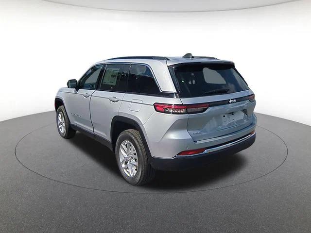 2025 Jeep Grand Cherokee GRAND CHEROKEE LAREDO X 4X4 2025 Jeep Grand Cherokee GRAND CHEROKEE LAREDO X 4X4