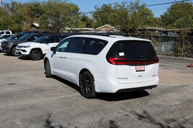 2026 Chrysler Pacifica PACIFICA LIMITED 2026 Chrysler Pacifica PACIFICA LIMITED