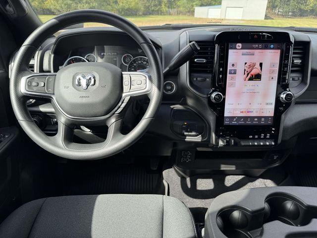 2026 RAM Ram 3500 RAM 3500 TRADESMAN CREW CAB 4X4 64 BOX 2026 RAM Ram 3500 RAM 3500 TRADESMAN CREW CAB 4X4 64 BOX