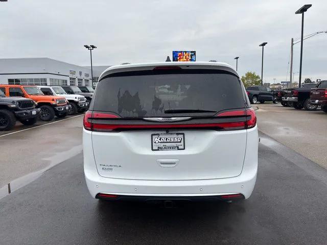 2026 Chrysler Pacifica Pinnacle
