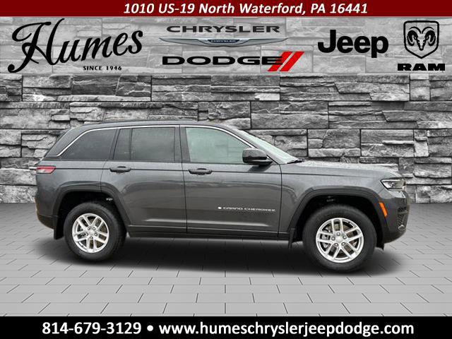 2025 Jeep Grand Cherokee GRAND CHEROKEE LAREDO X 4X4