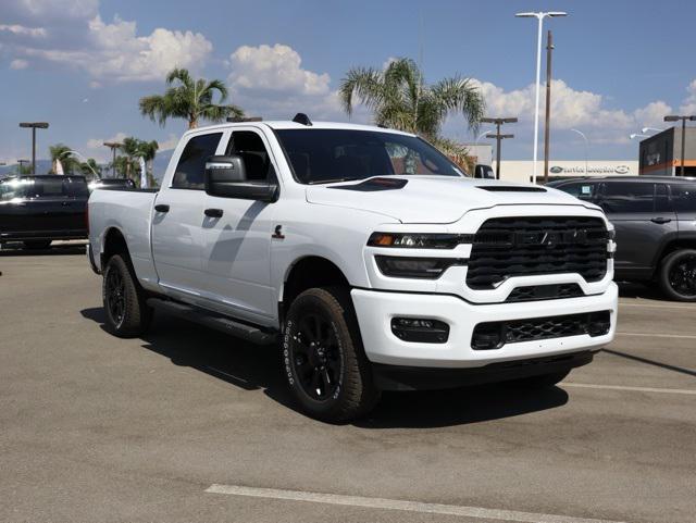 2026 RAM 2500 RAM 2500 TRADESMAN CREW CAB 4X4 64 BOX