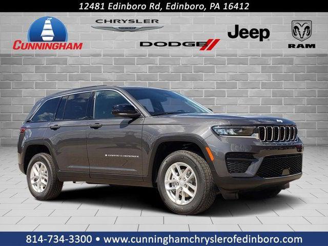 2025 Jeep Grand Cherokee GRAND CHEROKEE LAREDO X 4X4