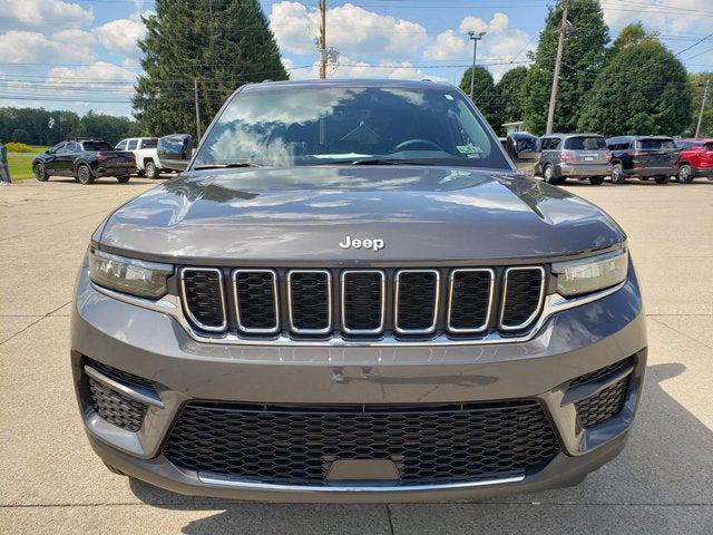 2025 Jeep Grand Cherokee GRAND CHEROKEE LAREDO X 4X4