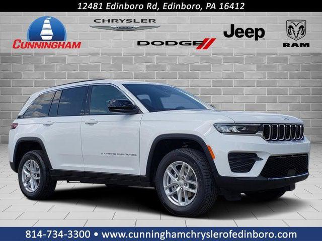 2025 Jeep Grand Cherokee GRAND CHEROKEE LAREDO X 4X4