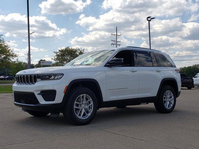 2025 Jeep Grand Cherokee GRAND CHEROKEE LAREDO X 4X4