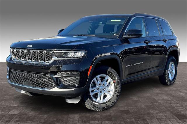 2025 Jeep Grand Cherokee GRAND CHEROKEE LAREDO 4X4 2025 Jeep Grand Cherokee GRAND CHEROKEE LAREDO 4X4