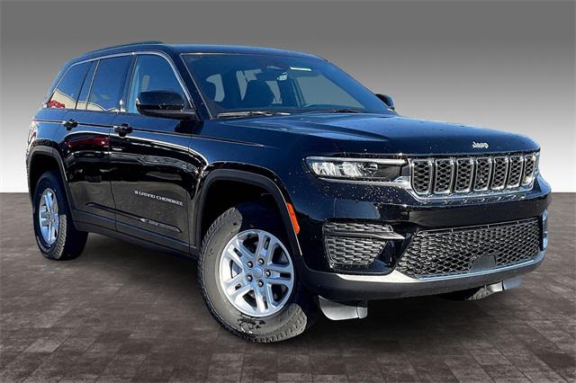 2025 Jeep Grand Cherokee GRAND CHEROKEE LAREDO 4X4 2025 Jeep Grand Cherokee GRAND CHEROKEE LAREDO 4X4