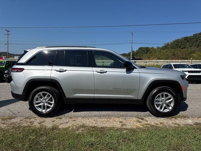 2025 Jeep Grand Cherokee GRAND CHEROKEE LAREDO X 4X4 2025 Jeep Grand Cherokee GRAND CHEROKEE LAREDO X 4X4
