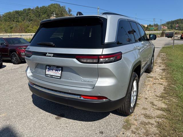 2025 Jeep Grand Cherokee GRAND CHEROKEE LAREDO X 4X4 2025 Jeep Grand Cherokee GRAND CHEROKEE LAREDO X 4X4