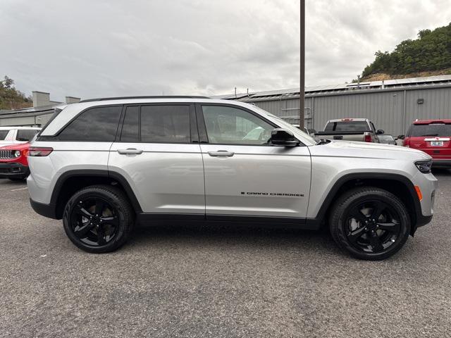 2025 Jeep Grand Cherokee GRAND CHEROKEE LIMITED 4X4 2025 Jeep Grand Cherokee GRAND CHEROKEE LIMITED 4X4